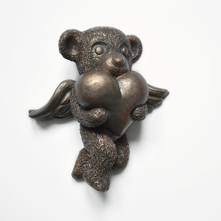 Bear with heart Bronze