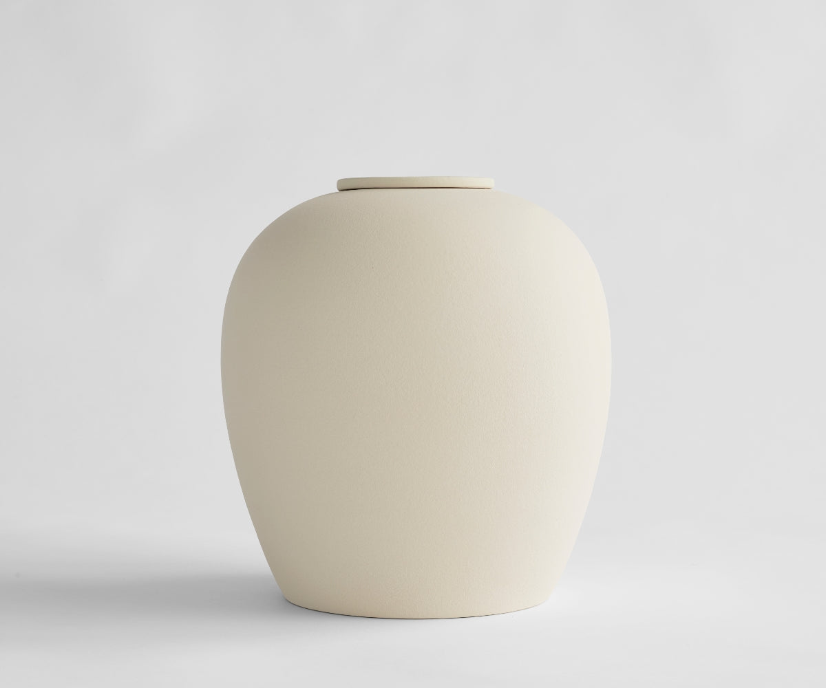 VERNO - handmade eco urn in soft beige engobe Beige