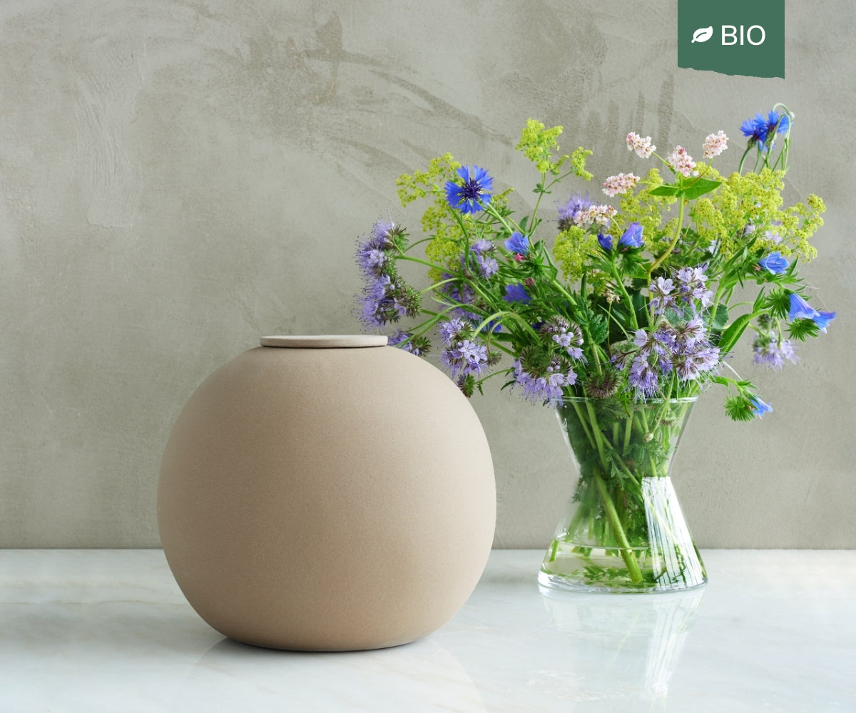 DIONA - handmade eco urn in sand-colored engobe Sand-colored