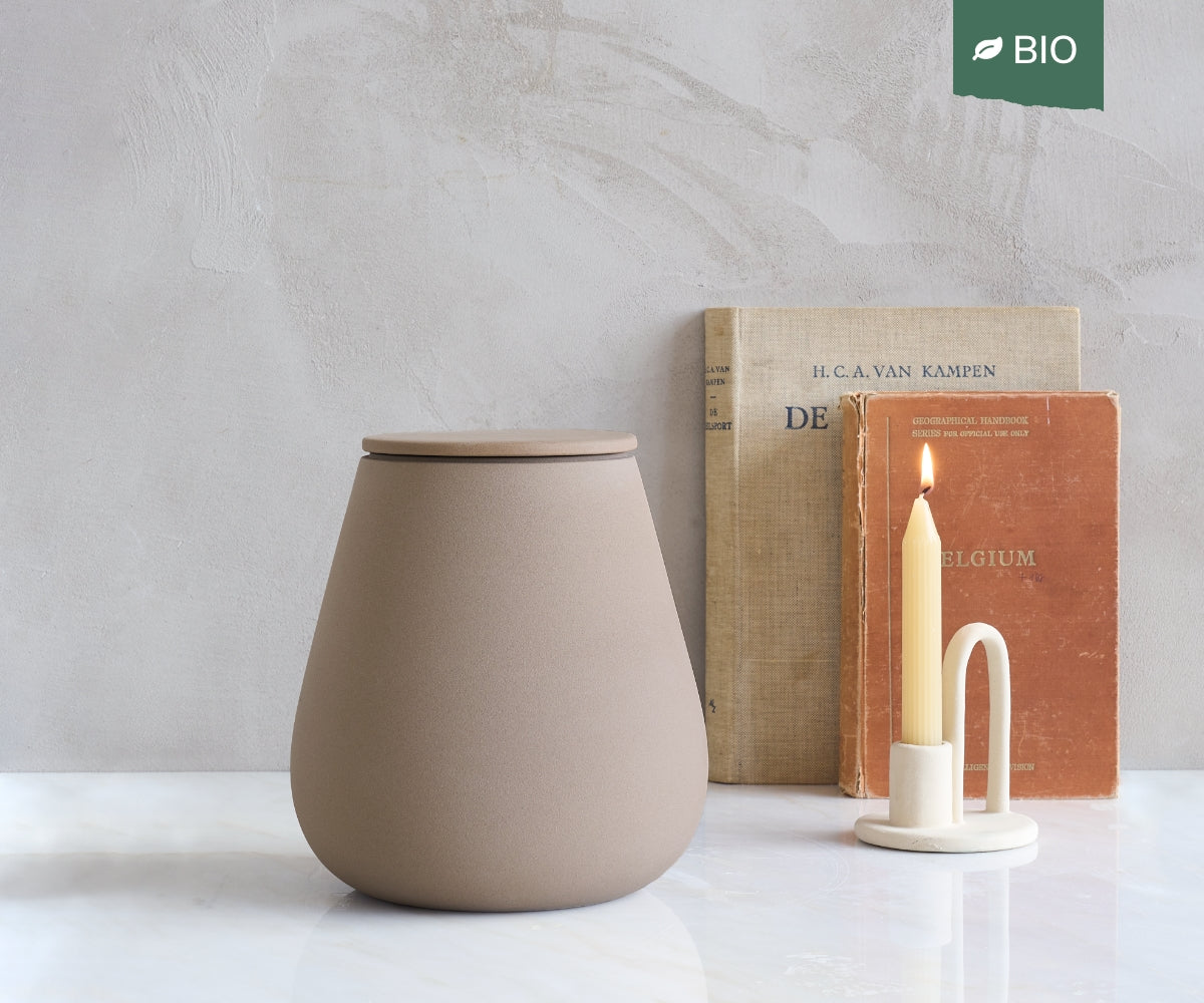 ATHOS - handmade eco urn in sand-colored engobe Sand-colored