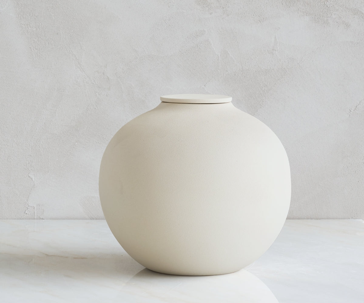 VEDA - handmade eco urn in soft beige engobe Beige