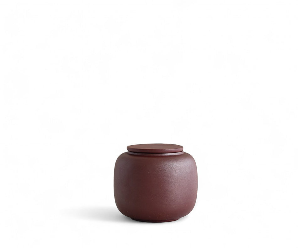 SERES small - handmade eco urn in reddish brown engobe Red Brown