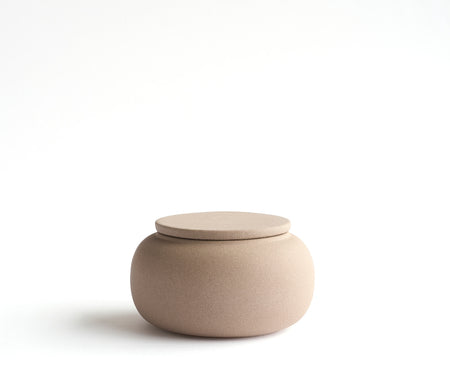 SERES mini - handmade eco urn in sand-colored engobe Sand-colored